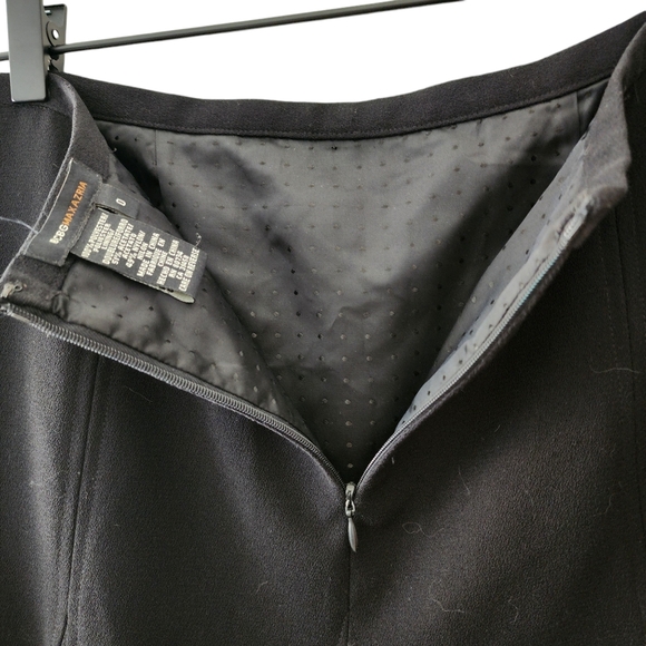 BCBG Black Fluted Skirt Women Size 0 - Picture 5 of 7